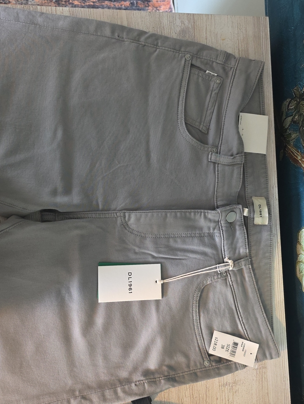 DL1961 Men's Light Gray  Jeans